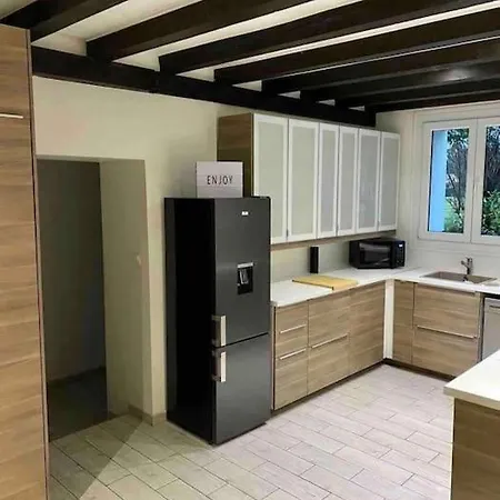 Maison - Piscine & Campagne Apartamento *